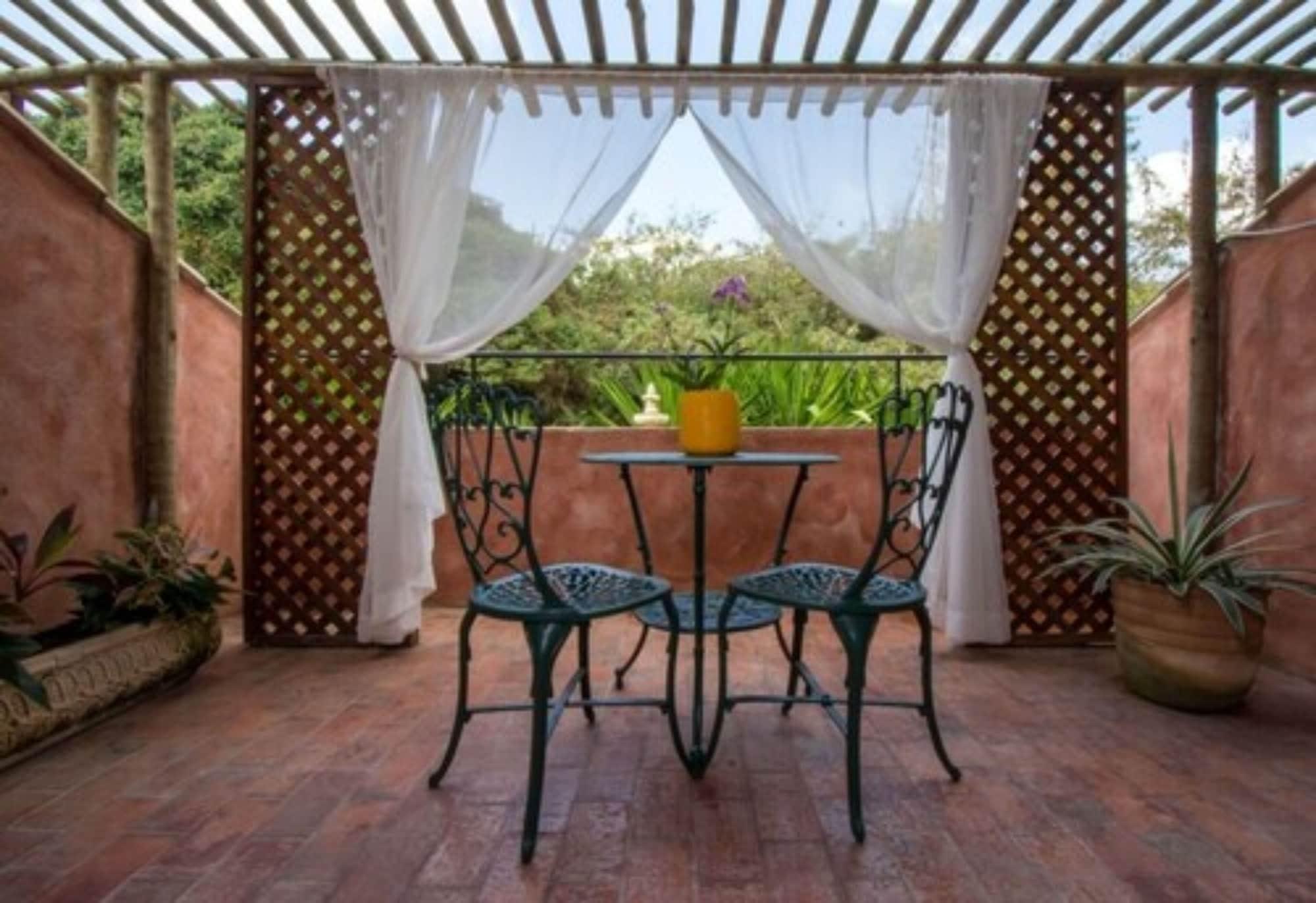 Pedra Da Laguna Boutique Hotel 4*
